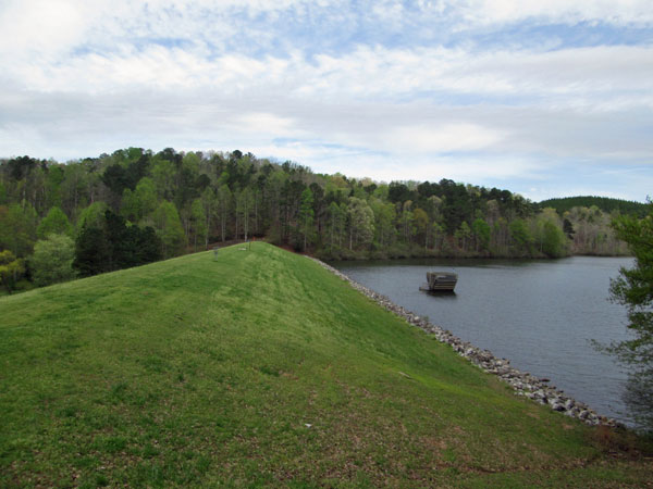 Lake Cahulga Dam