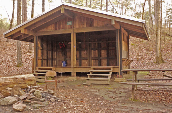 Laurel Shelter Front Right